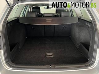 VOLKSWAGEN Passat usata, con Lettore CD