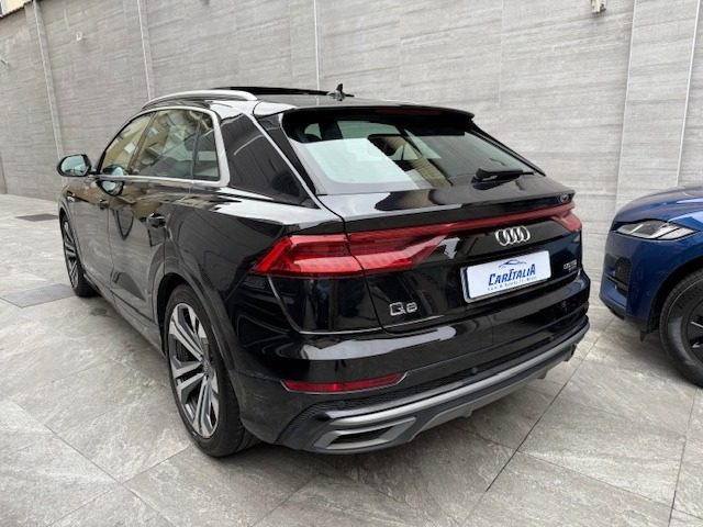 AUDI Q8 usata, con Alzacristalli elettrici