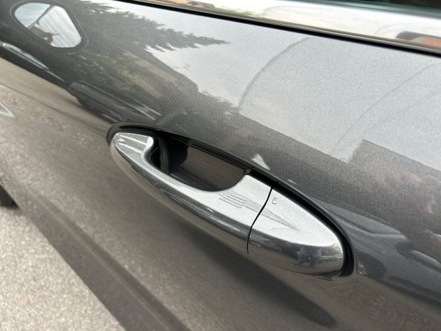 FORD Fiesta usata, con Volante in pelle