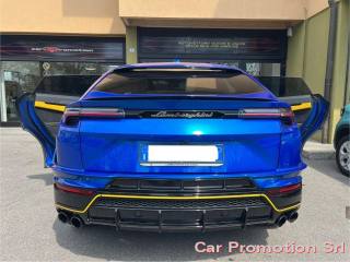 LAMBORGHINI Urus usata, con Autoradio