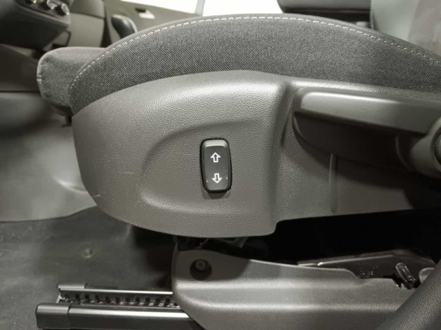 OPEL Crossland usata 26