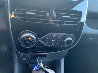 RENAULT Clio usata, con Controllo trazione