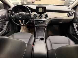 MERCEDES-BENZ GLA 200 usata, con Alzacristalli elettrici