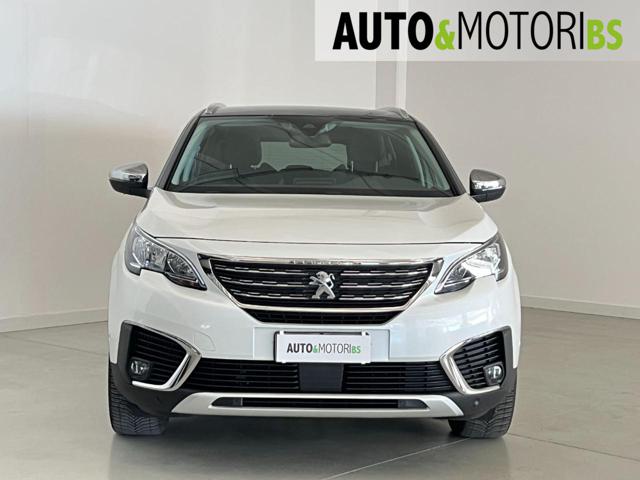PEUGEOT 5008 usata, con Airbag