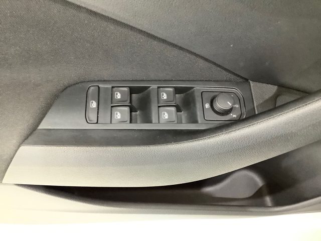 SKODA Kamiq usata, con Bluetooth