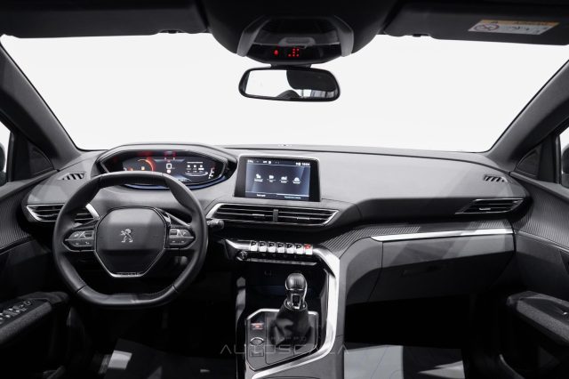 PEUGEOT 5008 usata, con Frenata d