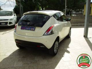 LANCIA Ypsilon usata, con Chiusura centralizzata