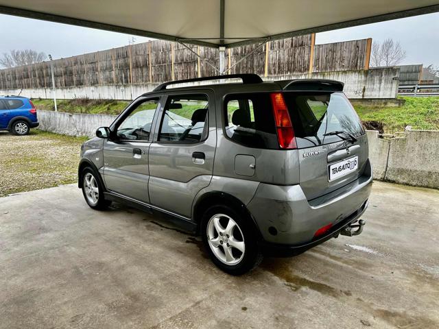 SUZUKI Ignis usata, con Autoradio