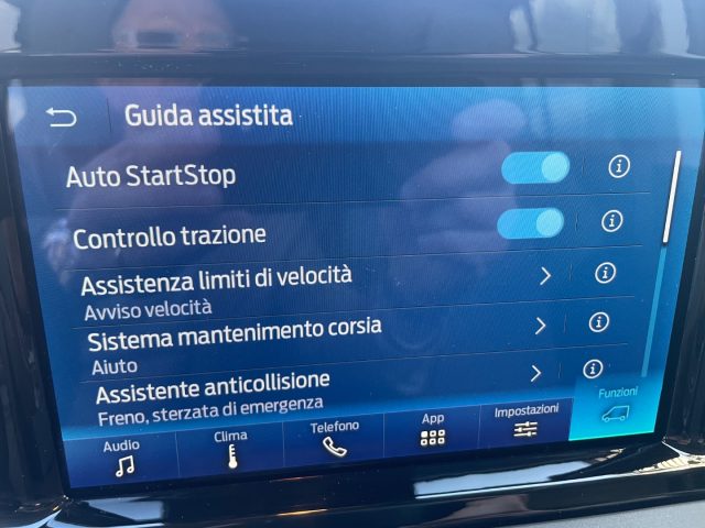 FORD Tourneo Courier usata, con Fendinebbia
