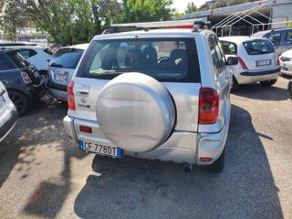 TOYOTA RAV 4 usata, con Airbag Passeggero