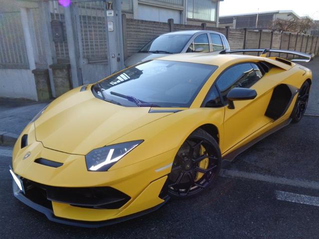 LAMBORGHINI Aventador usata, con Airbag