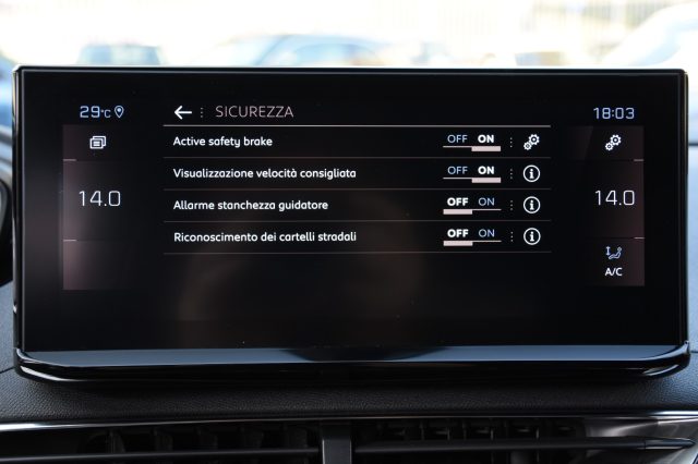 PEUGEOT 3008 usata, con Bluetooth