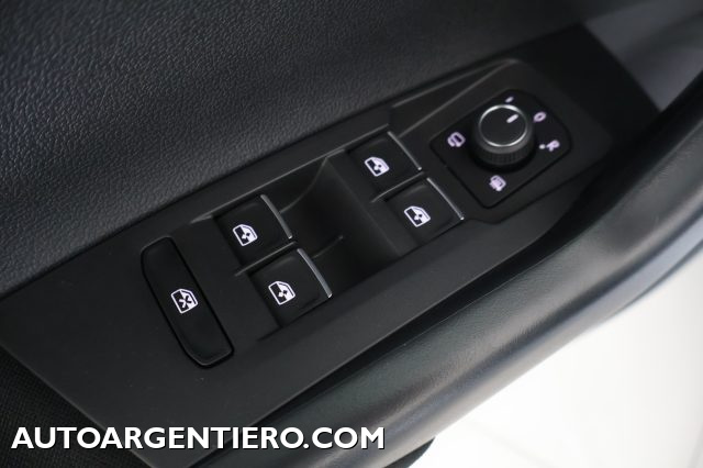 VOLKSWAGEN Taigo usata, con Climatizzatore