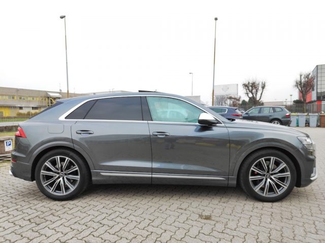 AUDI SQ8 usata, con Autoradio