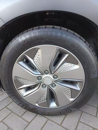HYUNDAI Kona usata, con Fari LED