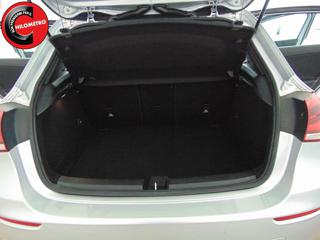 MERCEDES-BENZ A 180 usata, con Autoradio