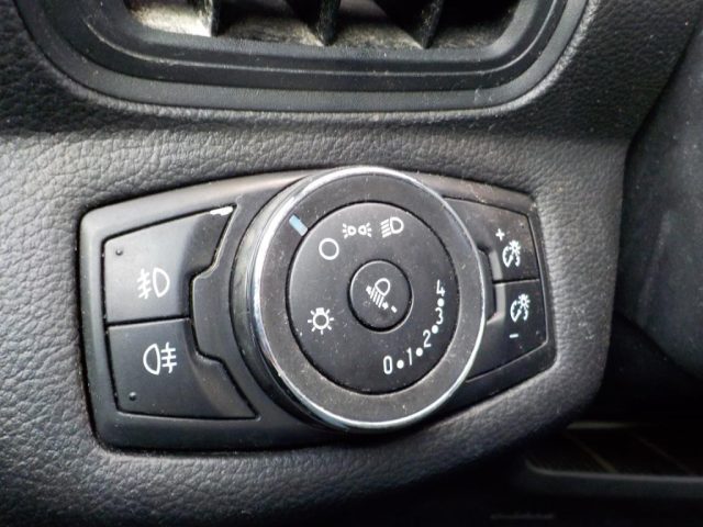 FORD B-Max usata, con Bluetooth