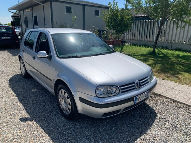 VOLKSWAGEN Golf usata, con Boardcomputer