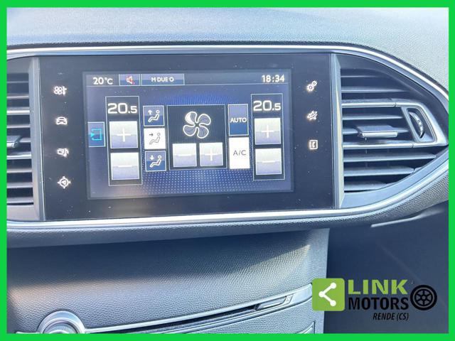 PEUGEOT 308 usata, con USB