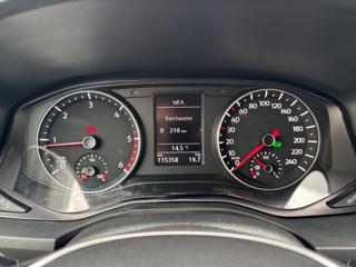 VOLKSWAGEN Amarok usata, con Cruise Control
