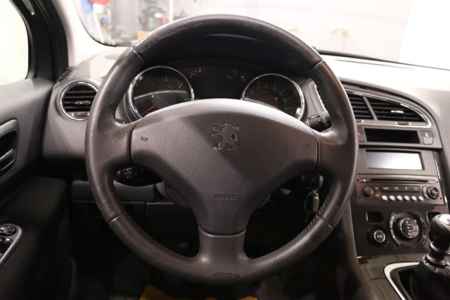 PEUGEOT 5008 usata 18