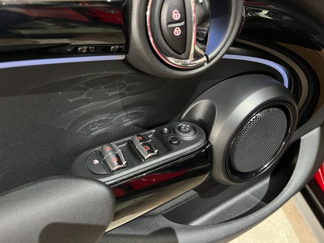 MINI Cooper usata, con USB