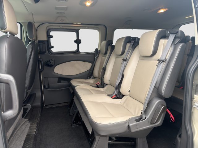 FORD Tourneo Custom usata 9