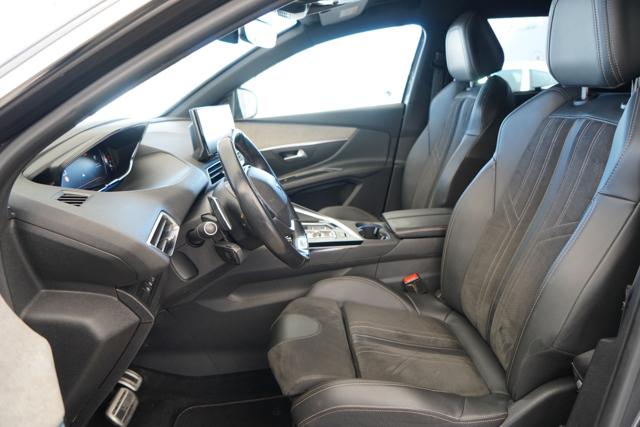 PEUGEOT 5008 usata, con Sedile posteriore sdoppiato