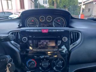 LANCIA Ypsilon usata, con USB