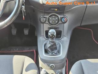 FORD Fiesta usata, con Specchietti laterali elettrici
