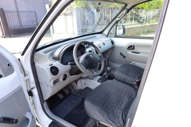 RENAULT Kangoo usata, con Immobilizzatore elettronico