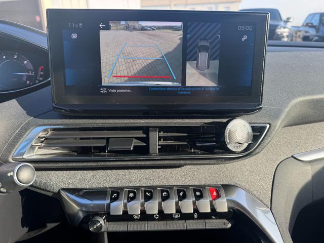 PEUGEOT 3008 usata, con Climatizzatore