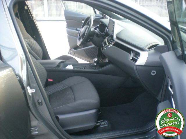 TOYOTA C-HR usata, con Regolazione elettrica sedili