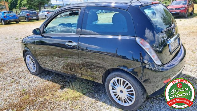 LANCIA Ypsilon usata, con Airbag