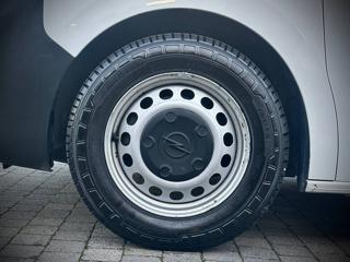 OPEL Vivaro Life usata, con Sedile posteriore sdoppiato