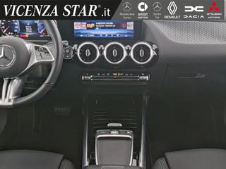 MERCEDES-BENZ GLA 180 usata, con Cerchi in lega