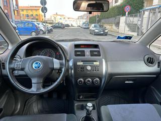 FIAT Sedici usata 14