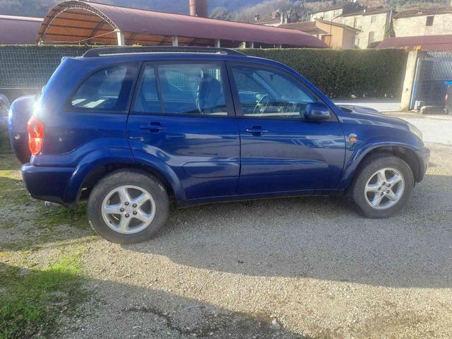 TOYOTA RAV 4 MY23 usata, con Autoradio