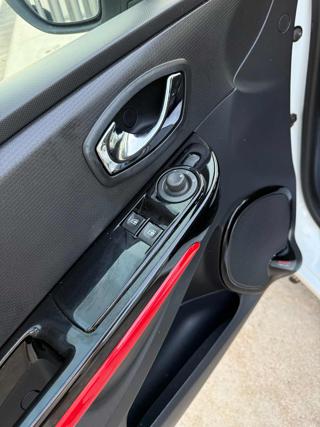 RENAULT Clio usata, con ESP