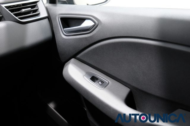 RENAULT Clio usata, con Sensore di luce