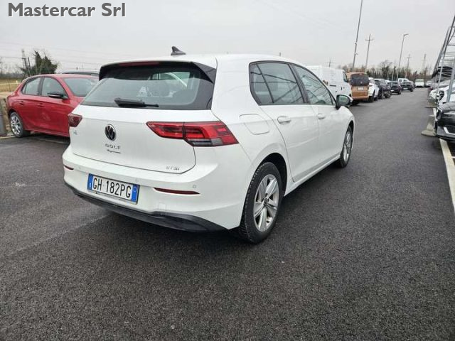 VOLKSWAGEN Golf usata, con Autoradio