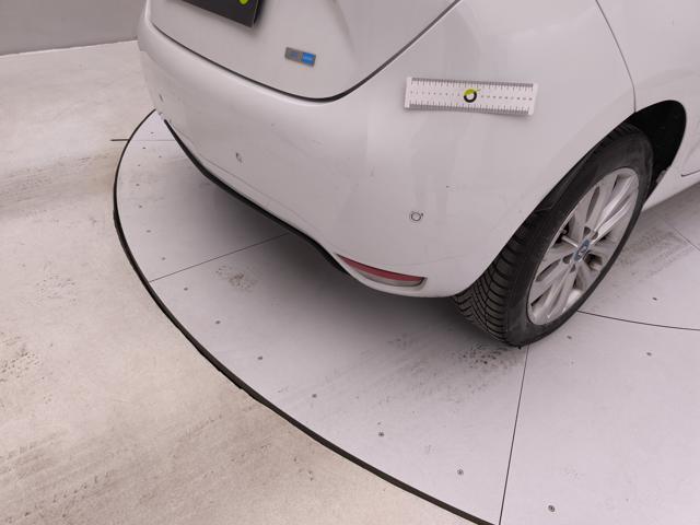 RENAULT ZOE usata, con Luci diurne