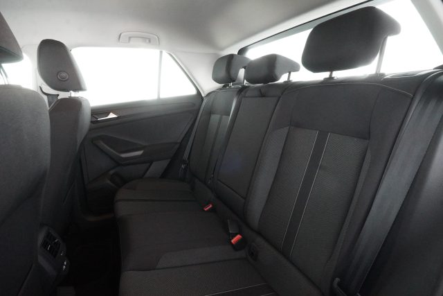 VOLKSWAGEN T-Roc usata 10