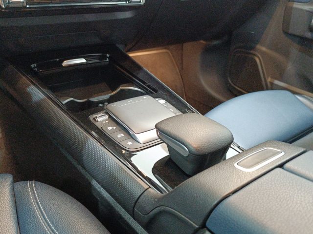 MERCEDES-BENZ B 180 usata, con Climatizzatore
