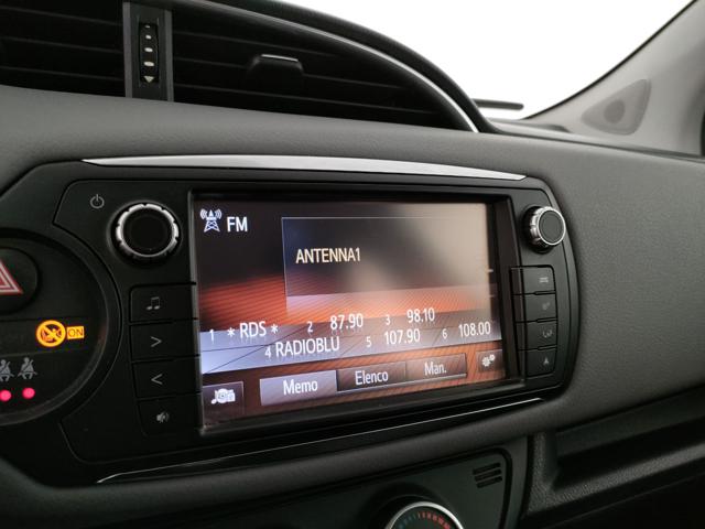 TOYOTA Yaris usata, con Fendinebbia