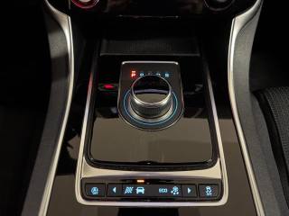 JAGUAR XE usata, con Controllo trazione