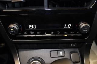 TOYOTA Yaris usata, con Interni in pelle