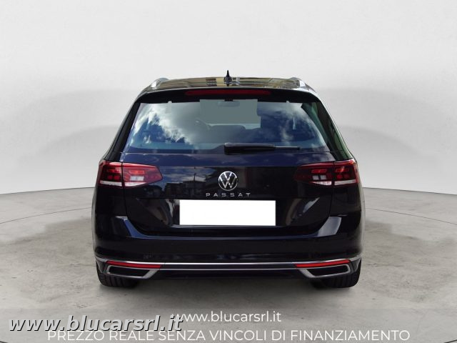 VOLKSWAGEN Passat usata 3