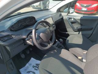 PEUGEOT 208 usata, con ESP