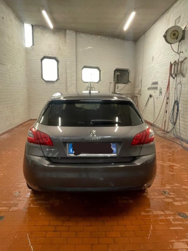PEUGEOT 308 usata, con Sistema di navigazione